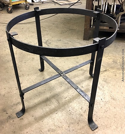 Forged steel coffee table, round